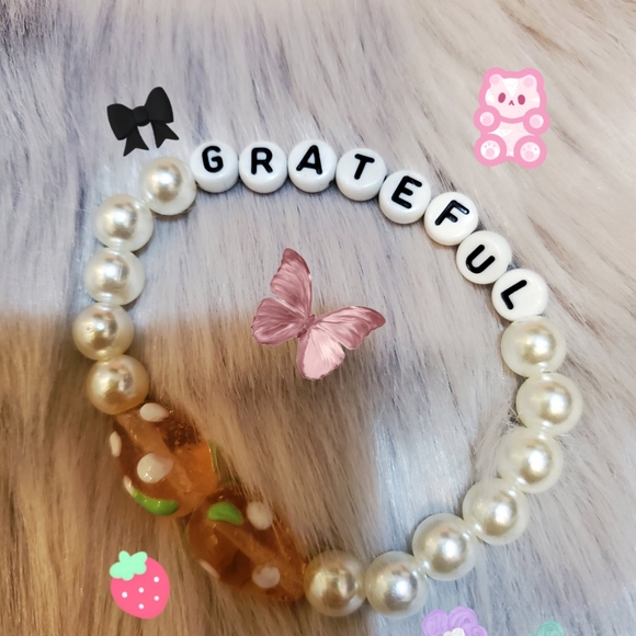 GRATEFUL  beaded bracelet - Picture 1 of 2